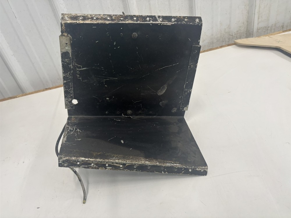 Luscombe Model 8 Battery Box Platform Mount Base Bracket 581084