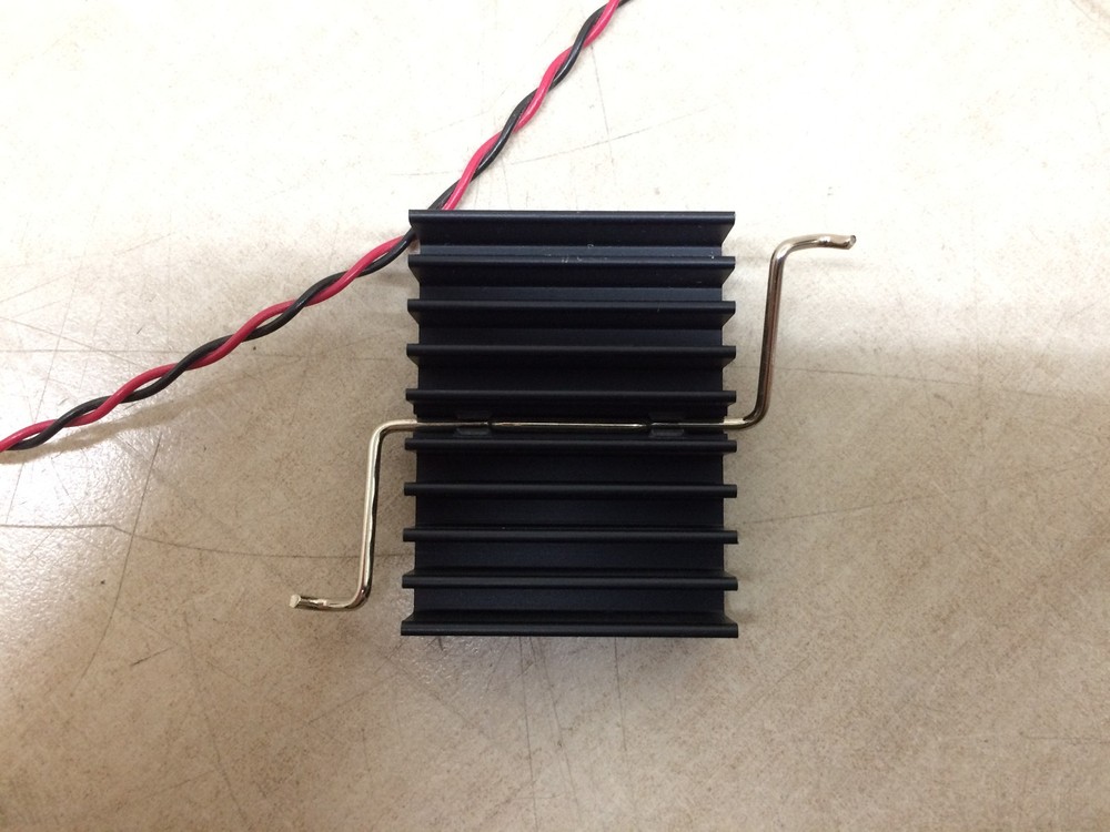 Dell Poweredge Raid Controller E2K-UPC-61-B Heatsink Bracket And Cable