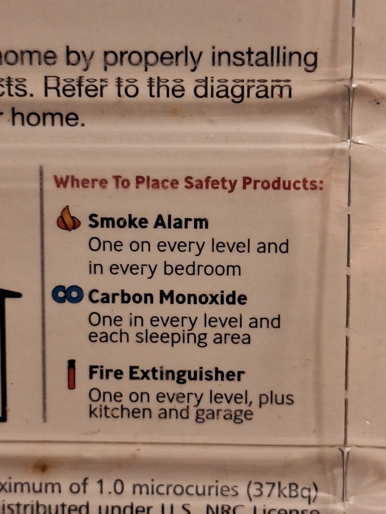 FIRST ALERT Smoke Fire Alarm Dual Sensor Maximum Protection NEW