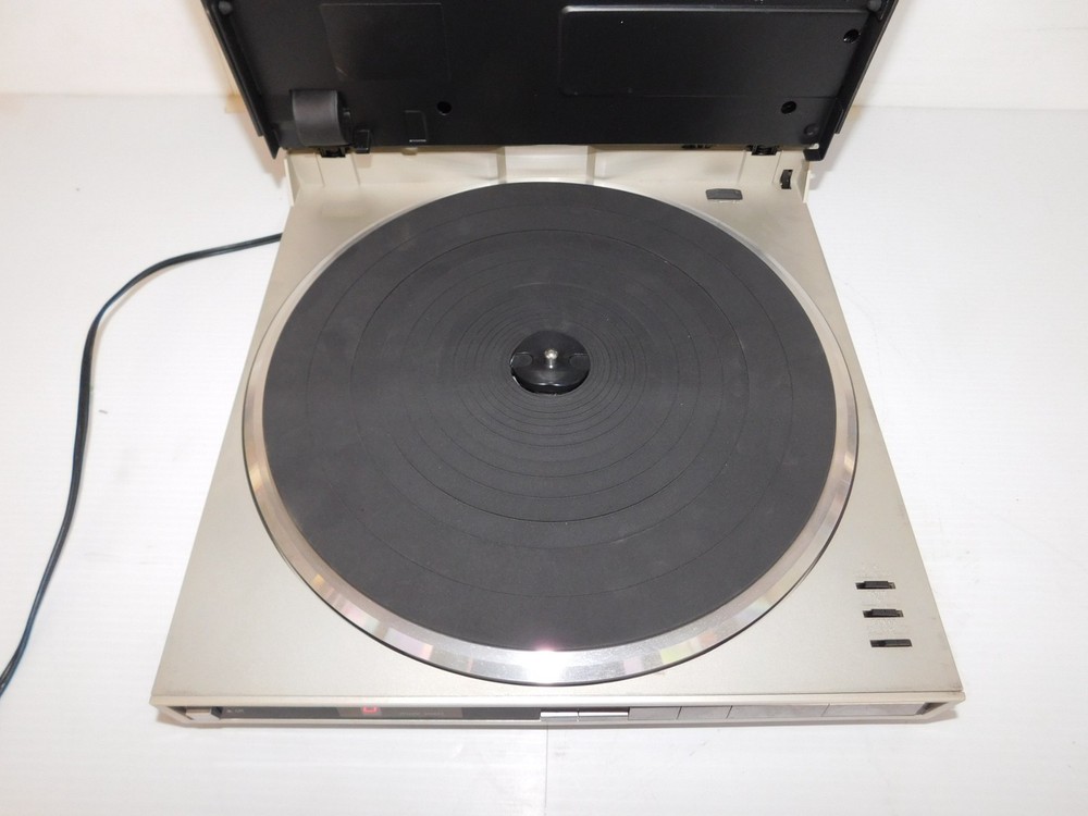 TECHNICS DIRECT DRIVE AUTOMATIC TURNTABLE SYSTEM SL-J2 (MPT17)