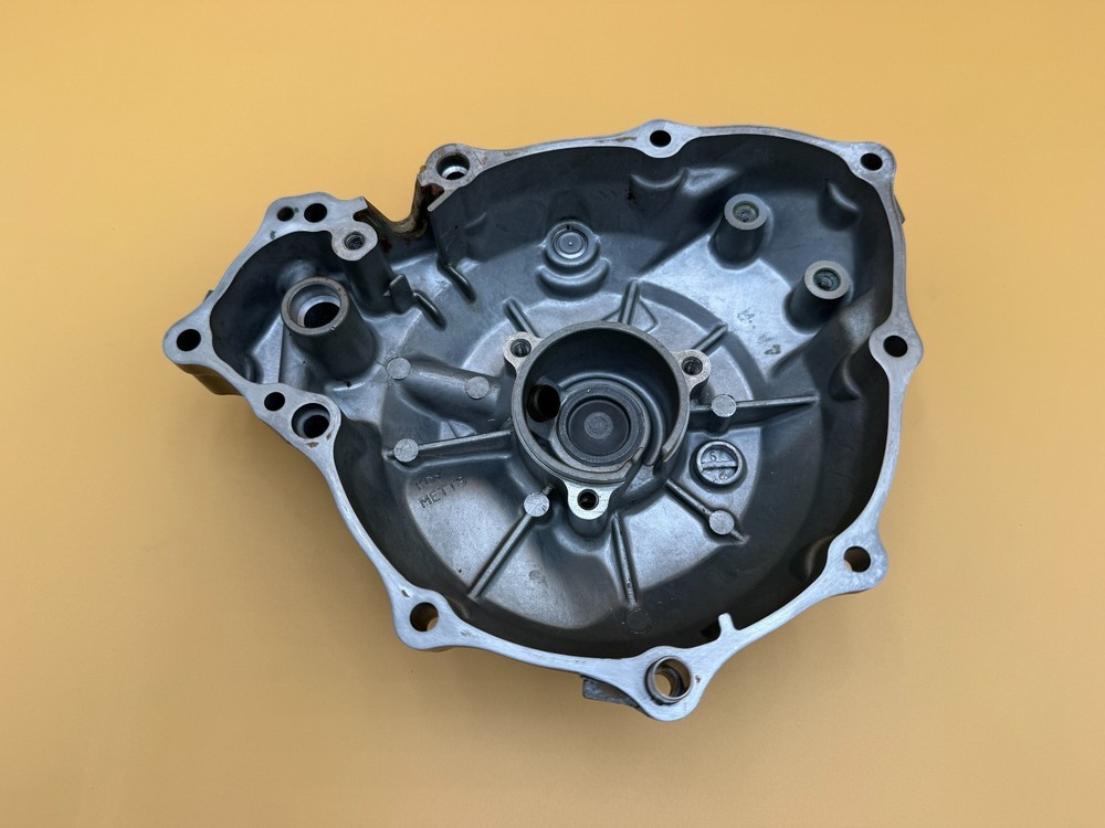 2000 - 2004 XR400R XR400 Left Side Engine Crankcase Stator Flywheel Case Cover