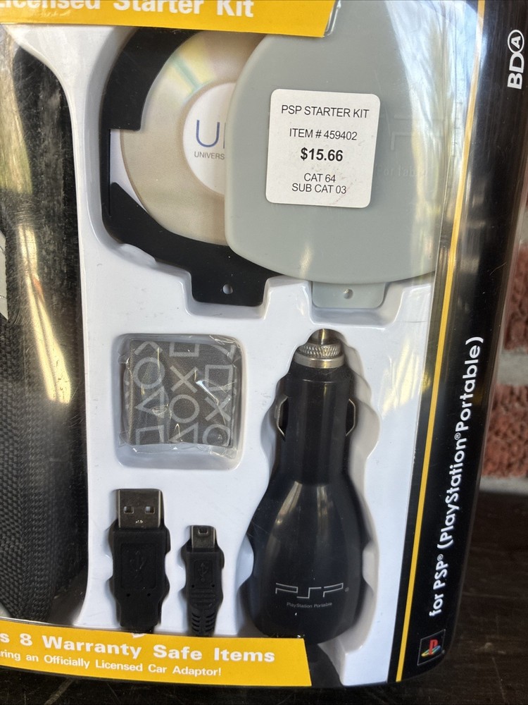 Sony PSP 2000 Accessory Kit Carry Case, Car Charger, Screen Protector, USB Cable