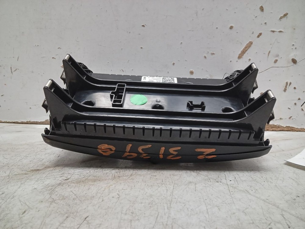 Used A/C Selector Switch fits: 2016 Mini COOPER HT w/automatic temperature contr