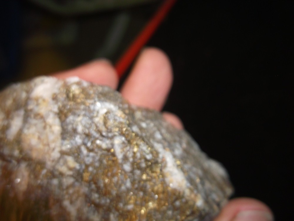Gold, silver, copper, 259 grams samples ,ore high grade .