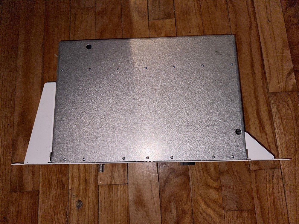 Teleste IND222 MPEG-2 Decoder Standalone CAT5 Multi or Single mode Audio / Video