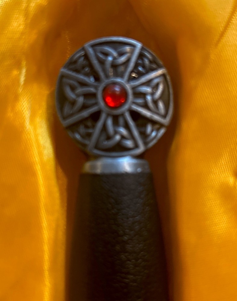 Knotted Celtic Dagger New In Box