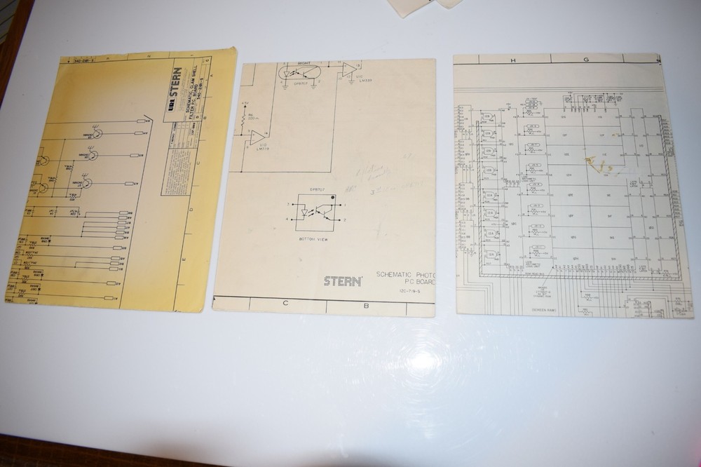 STERN ELECTRONICS BERZERK MANUAL & SCHEMATICS (BOOK847)