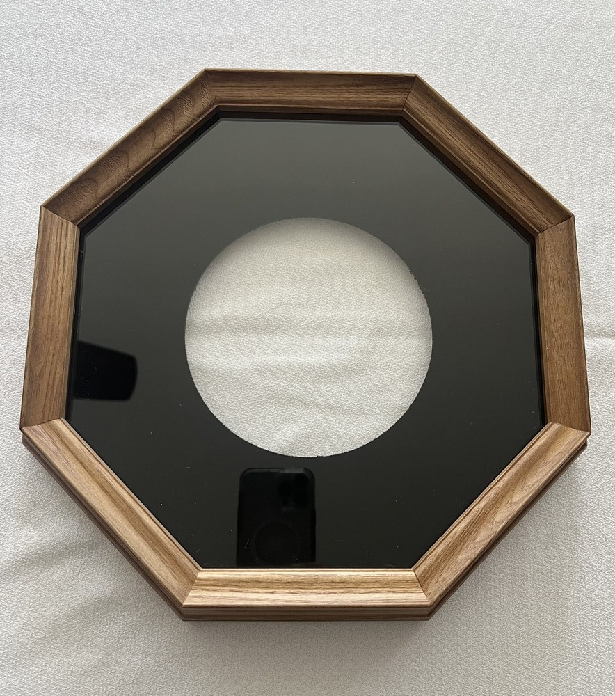 Bards Glass front frame, Color Brown, Wall Mountable Plate Frame