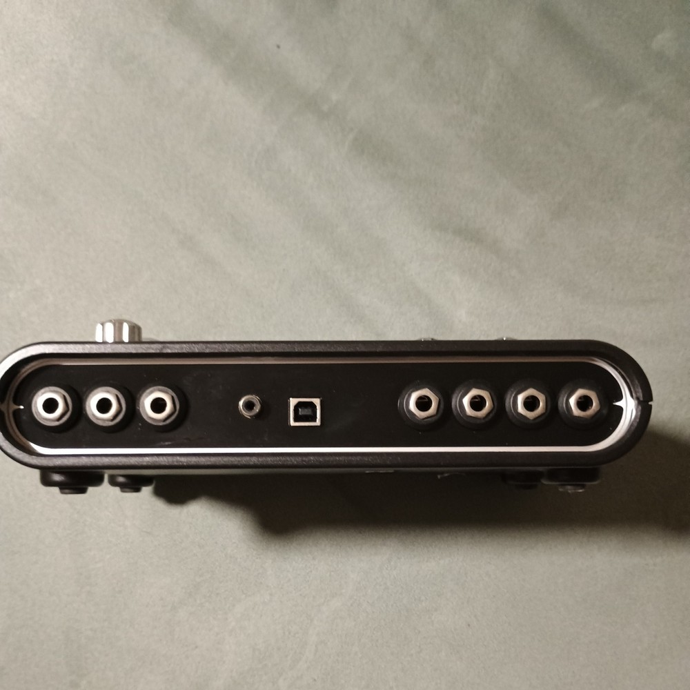 Line 6 UX2 USB Audio Interface, 2-Channel, XLR/Instrument Inputs, Phantom Power