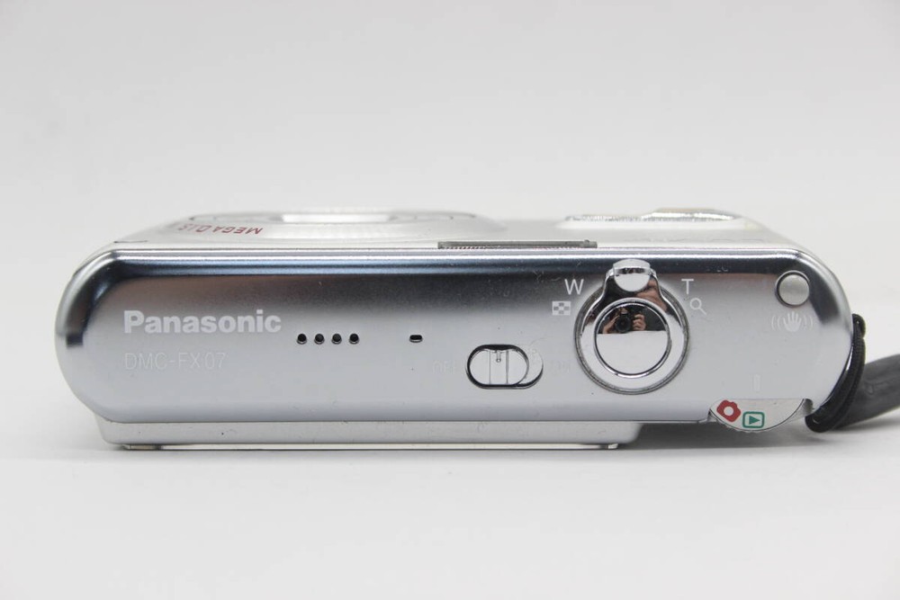 Mint-Panasonic Lumix DMC-FX07 Digital Camera Silver English available