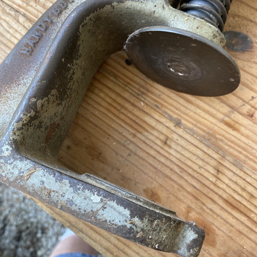 Handy Junior Button Press Machine