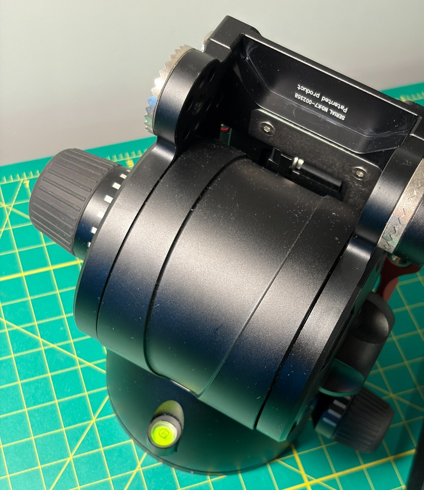 iFootage Komodo K7 Fluid Head