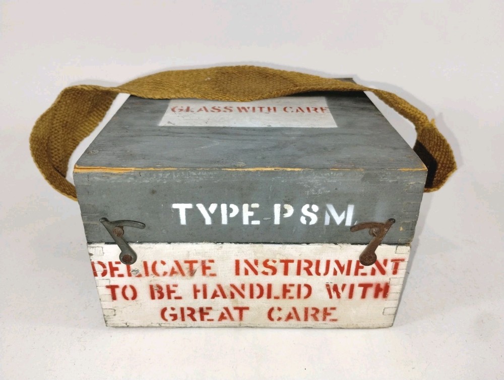 WW2 RAF Fighter Pilot Navigation Type P8m Compass, Original Wooden Transit Box.