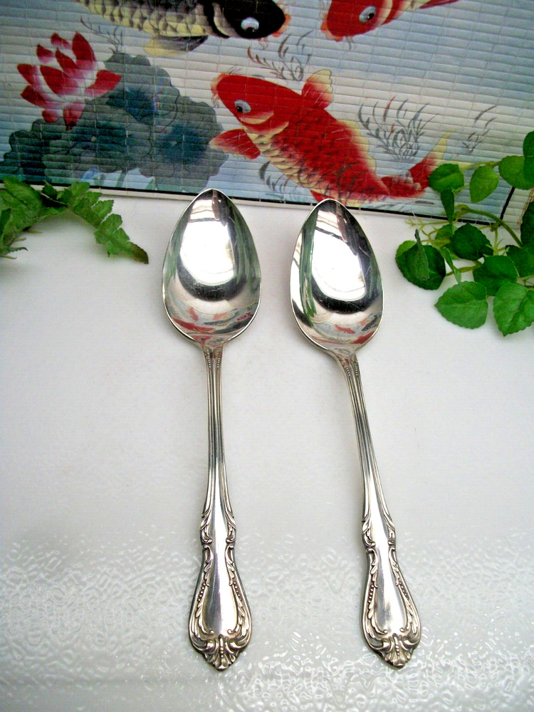 Oneida  Wm A. Rogers  CHALICE  Harmony Silverplate Solid Serving Spoons  1958