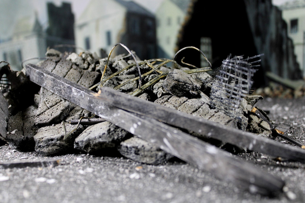 1/32 scale WW2: Berlin Two Sided Rubble Pile Set NEW!