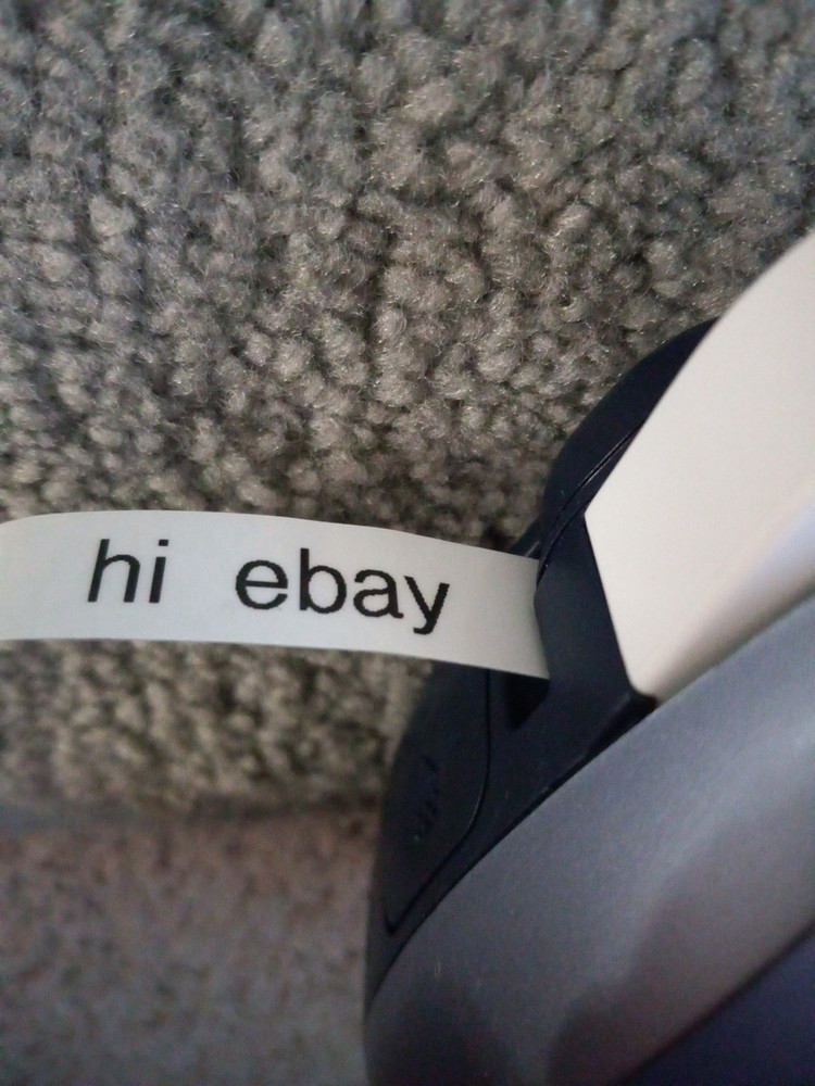 Brother Electronic Label Maker P-Touch 1000 Home Office