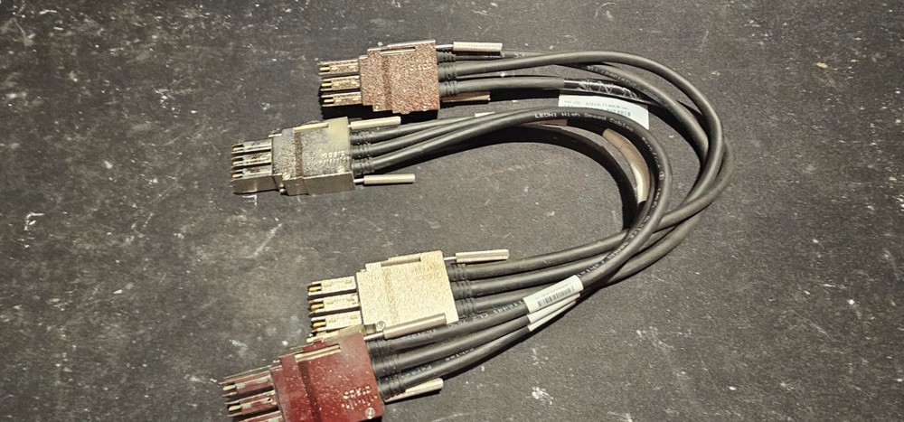 GENUINE Cisco 800-40403-01 STACK-T1-50CM V01 Stackwise 480 Stacking Cable