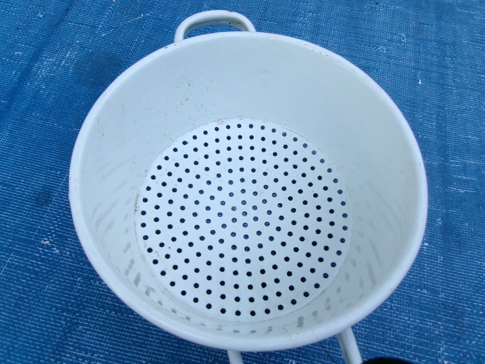 Enamelware Colander, Rounded Base, Handles, 9"wide x 4"tall, Few Chips