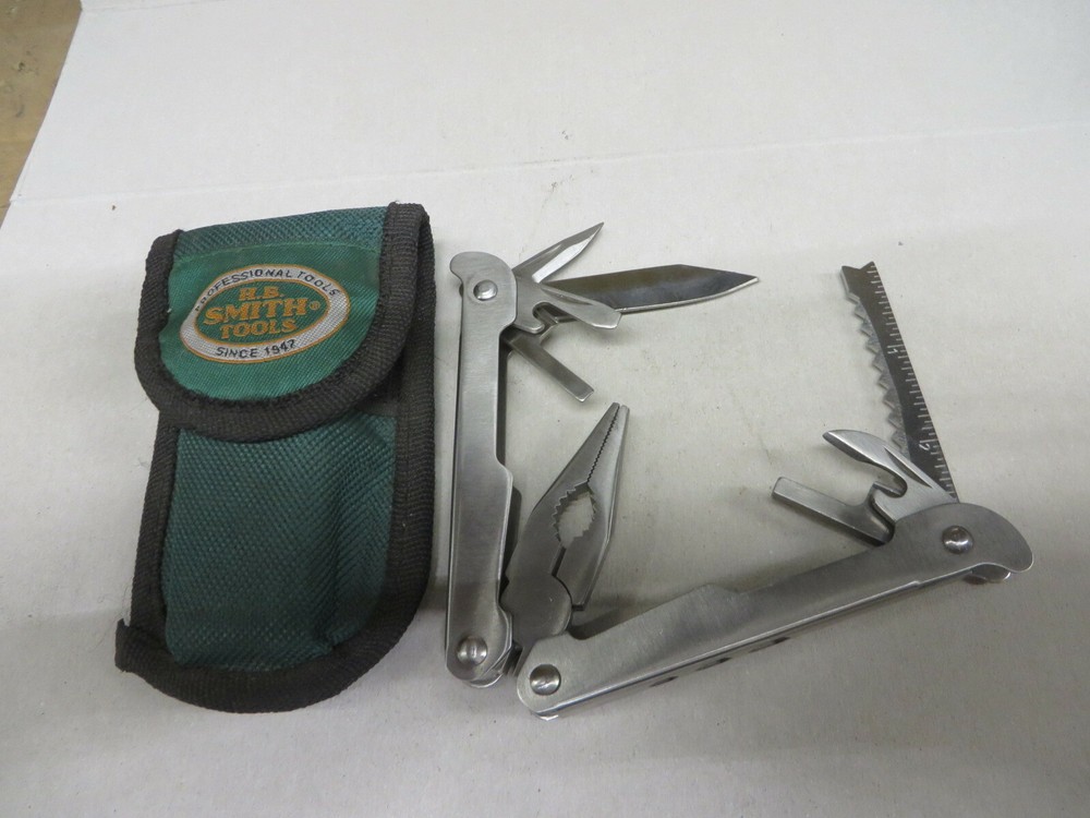 HB SMITH MULTI FUNCTION PERSONAL TOOL WITH CASE