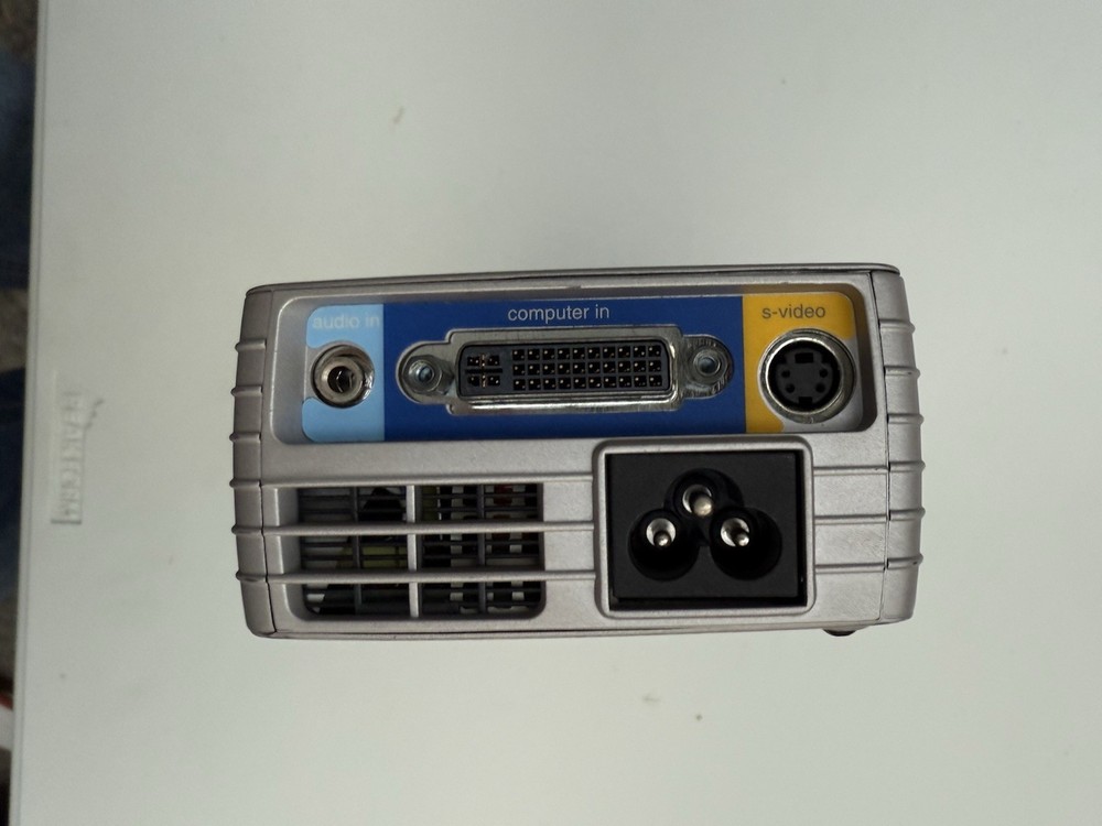 InFocus LP120 DLP Projector