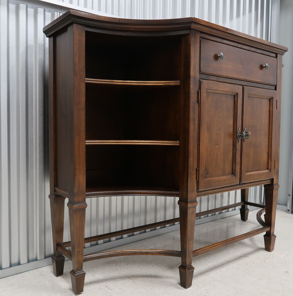 Stickley Nichols & Stone Williamsburg Maple Sideboard