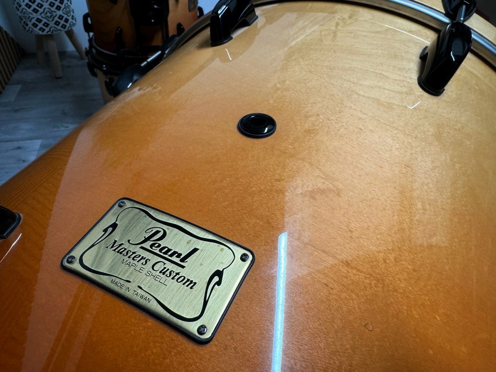 Pearl Masters Custom Maple Shell Drum Kit 4-Piece Shell Pack / 22" #VY