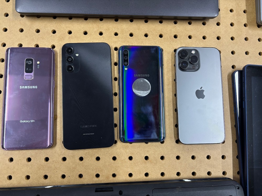 Miscellaneous Technology Lot