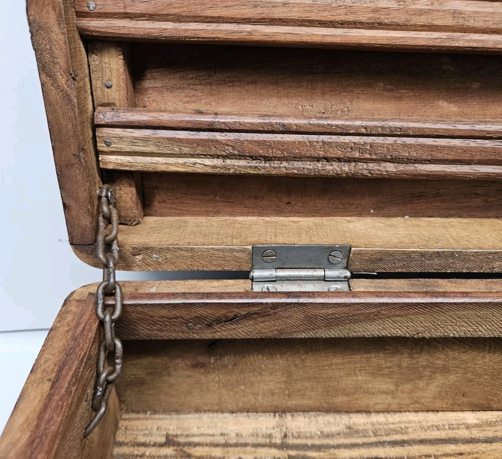 Antique Storage Wooden Suitcase. A18