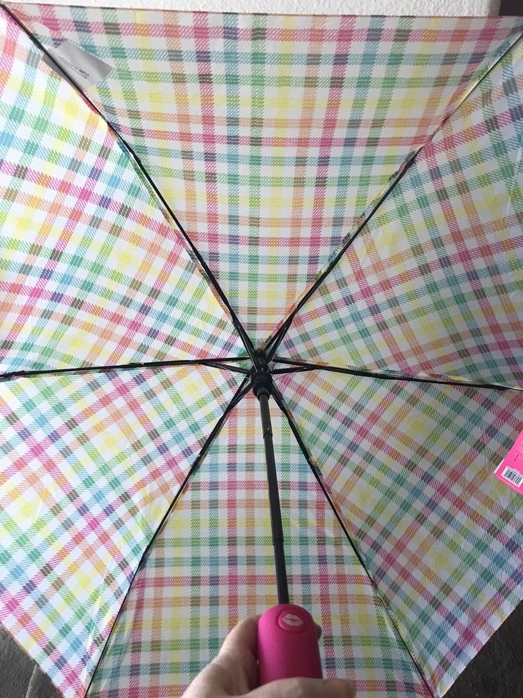 BETSEY JOHNSON MULTICOLORED RAINBOW GINGHAM COMPACT AUTO OPEN UMBRELLA NWT