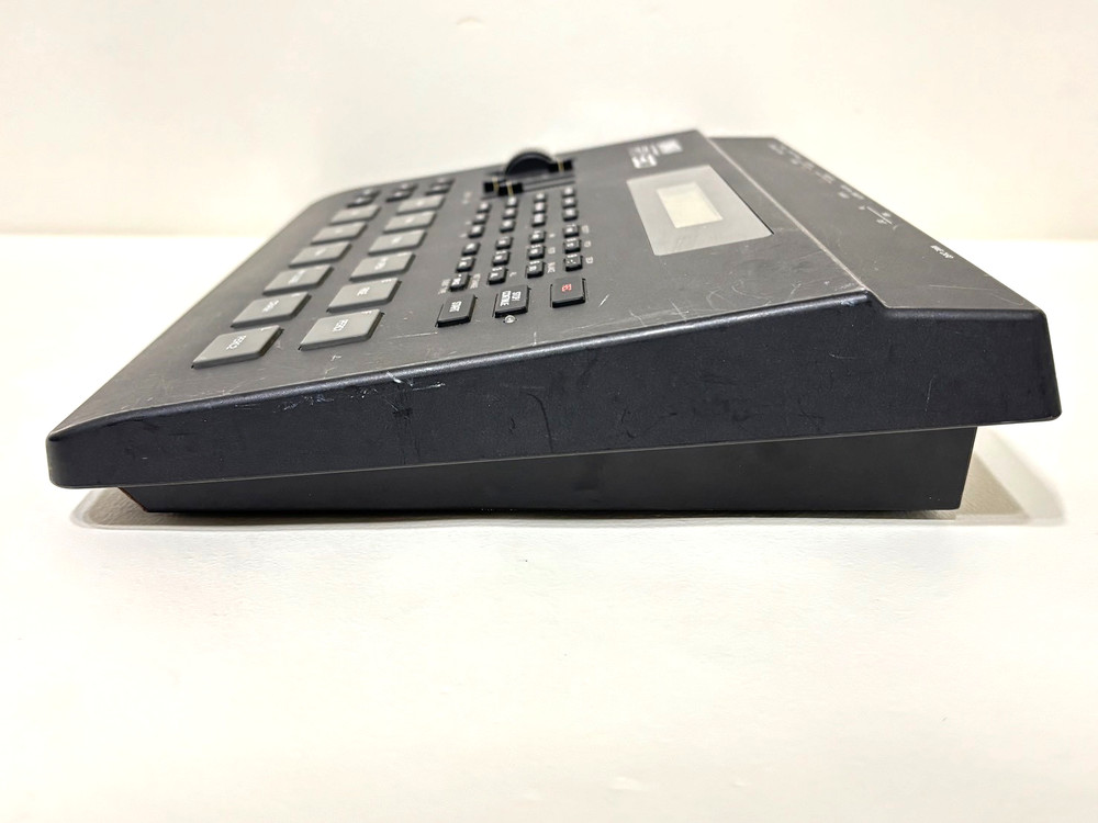 YAMAHA RY30 Rhythm Programmer Drum Machine From Japan