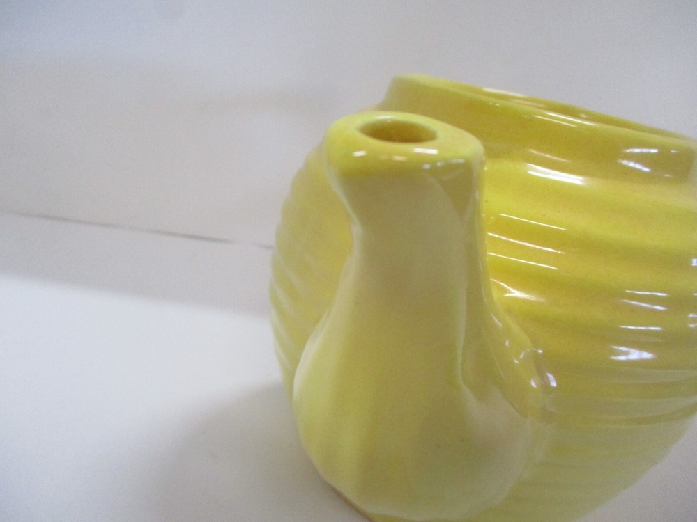 Bauer 2000 Ringware Pottery Teapot~ Yellow