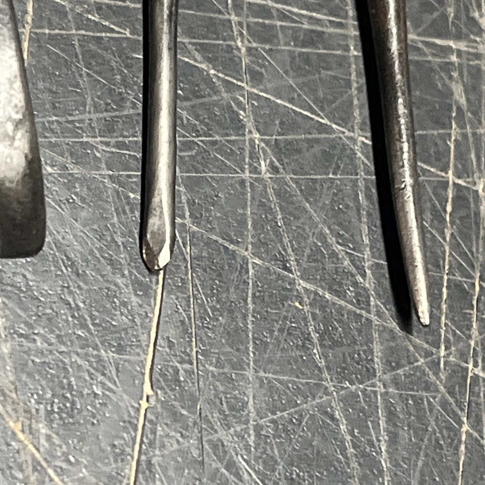 Vintage Multi Nesting Tool Screwdriver w/5 Bits Chisel Prybar Nail Puller Punch