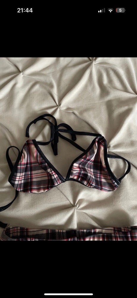 Plaid Two-Piece Set – Bralette & Shorts
