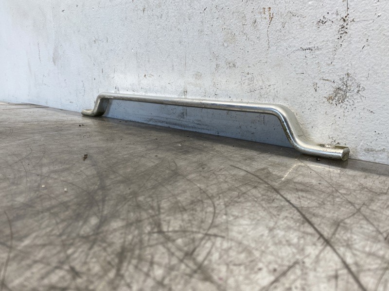 1991 Ford LTA Grab Handle (782-10189)