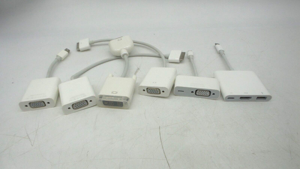 BenQ GS1 Portable Projector With Extra Accessories & Case - TESTED & WORKING