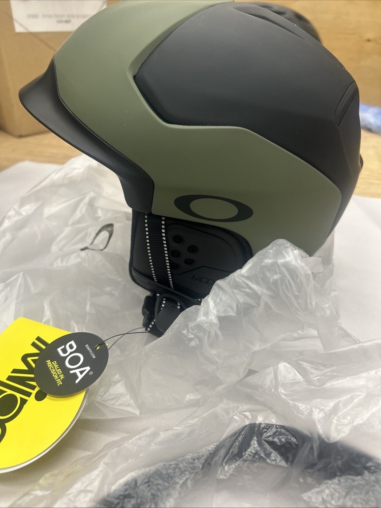 Oakley Mips Small Snow Ski Helmet Dark Brush