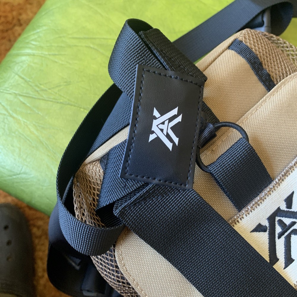 NOS Vortex Optics Glasspak Binocular Case Harness Case Backpack & Hat Bundle