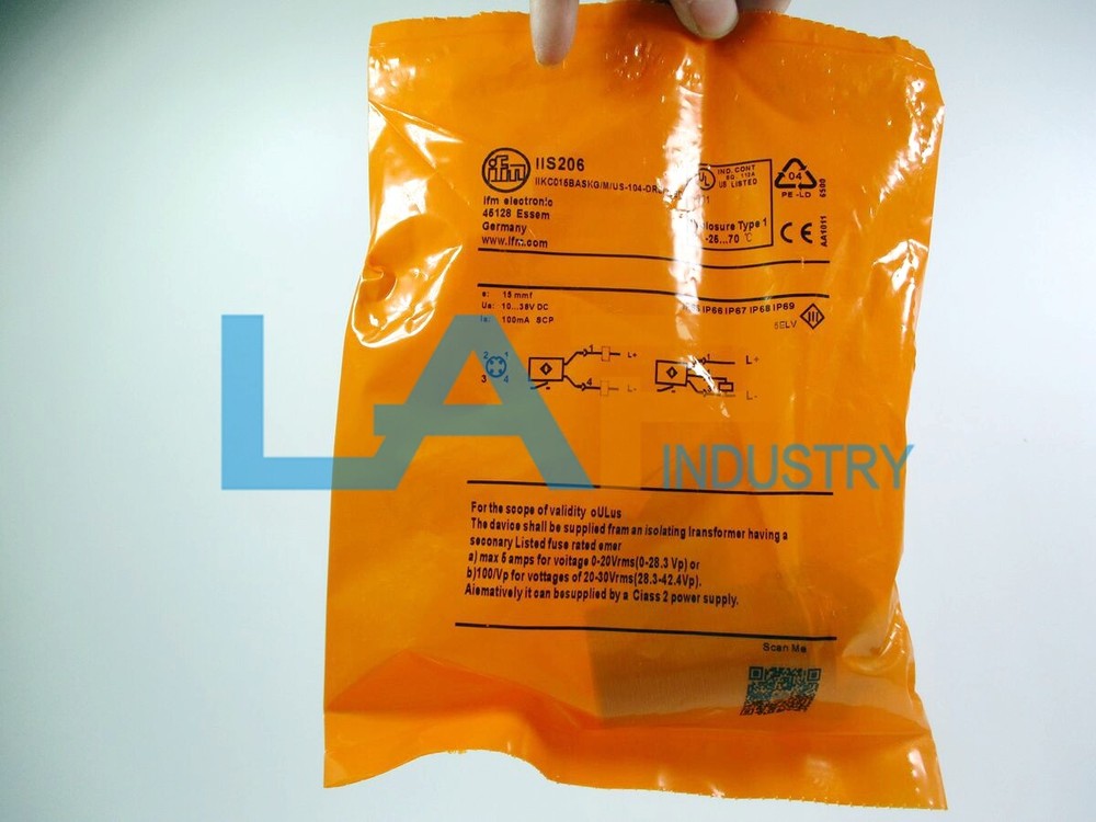 1Pcs New Proximity switch sensor IIS206