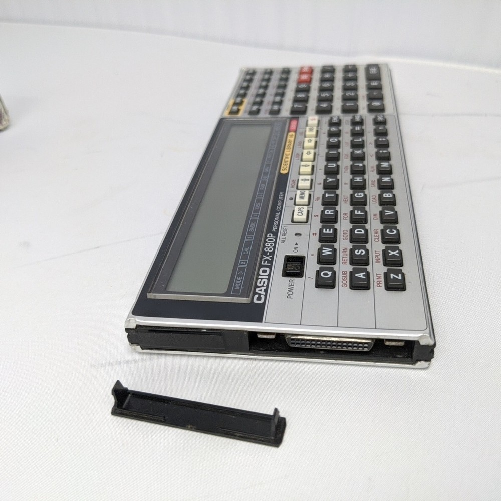 CASIO FX-880P Personal Computer Calculator 116 lib 32k Basic - Works (Vintage)