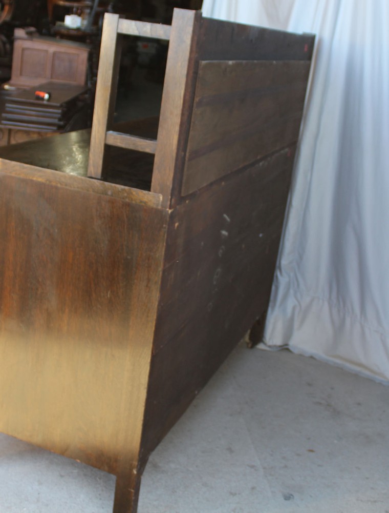 Antique Mission Oak Sideboard – Original finish