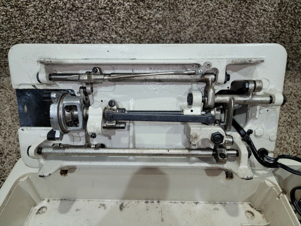 New Home 539 Sewing Machine