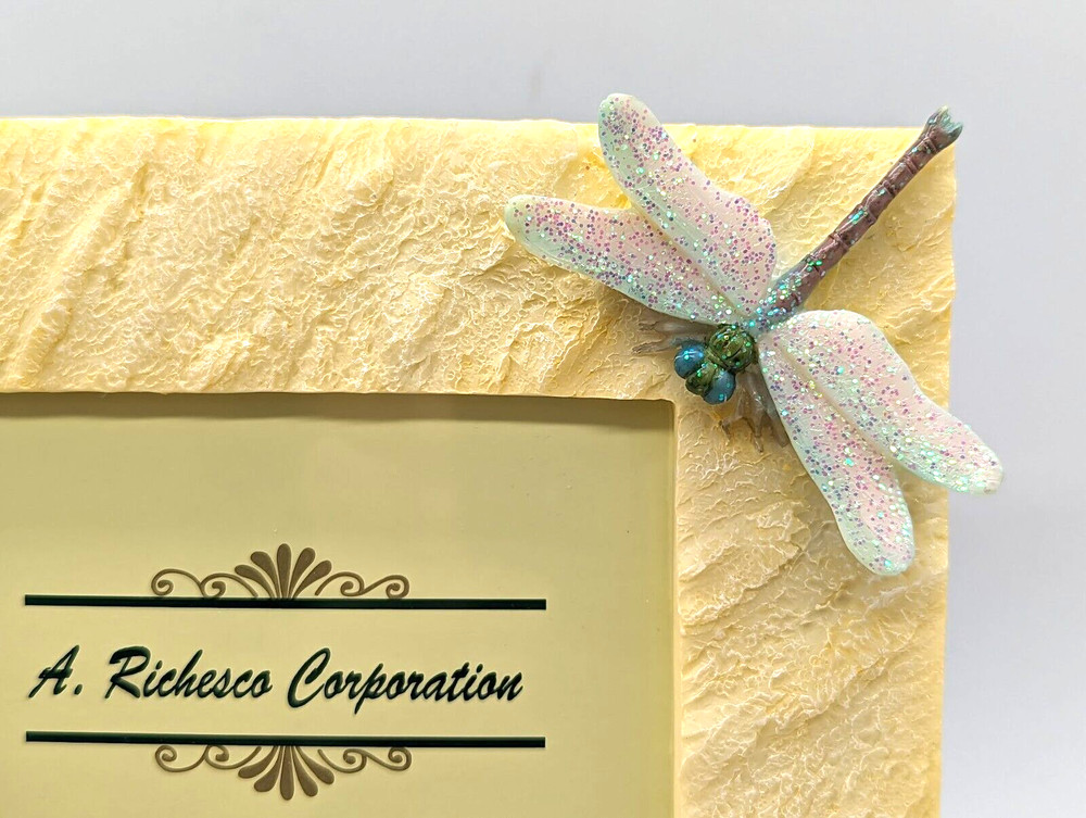 3D Hydrangeas & Dragonfly Decorative Picture Frame For Your 5x7" Photo