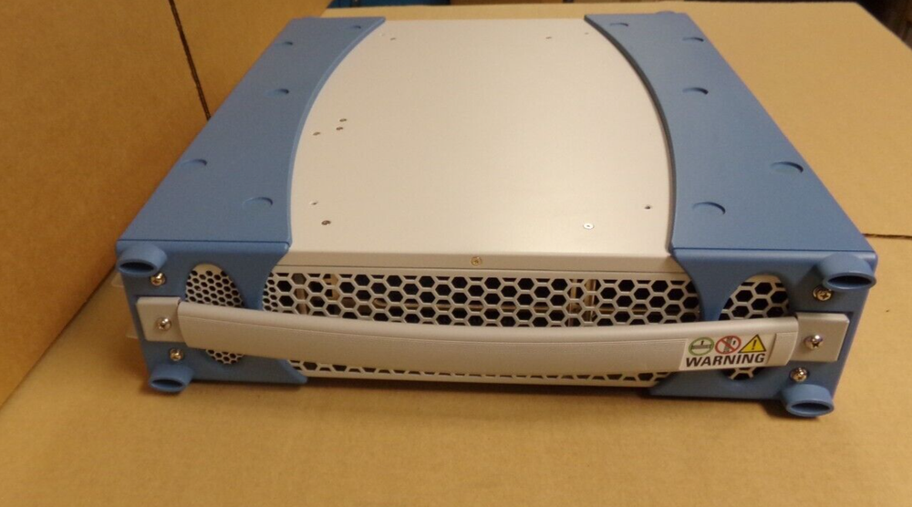 Agilent U4002A 2 Slot Chassis Digital Test Console