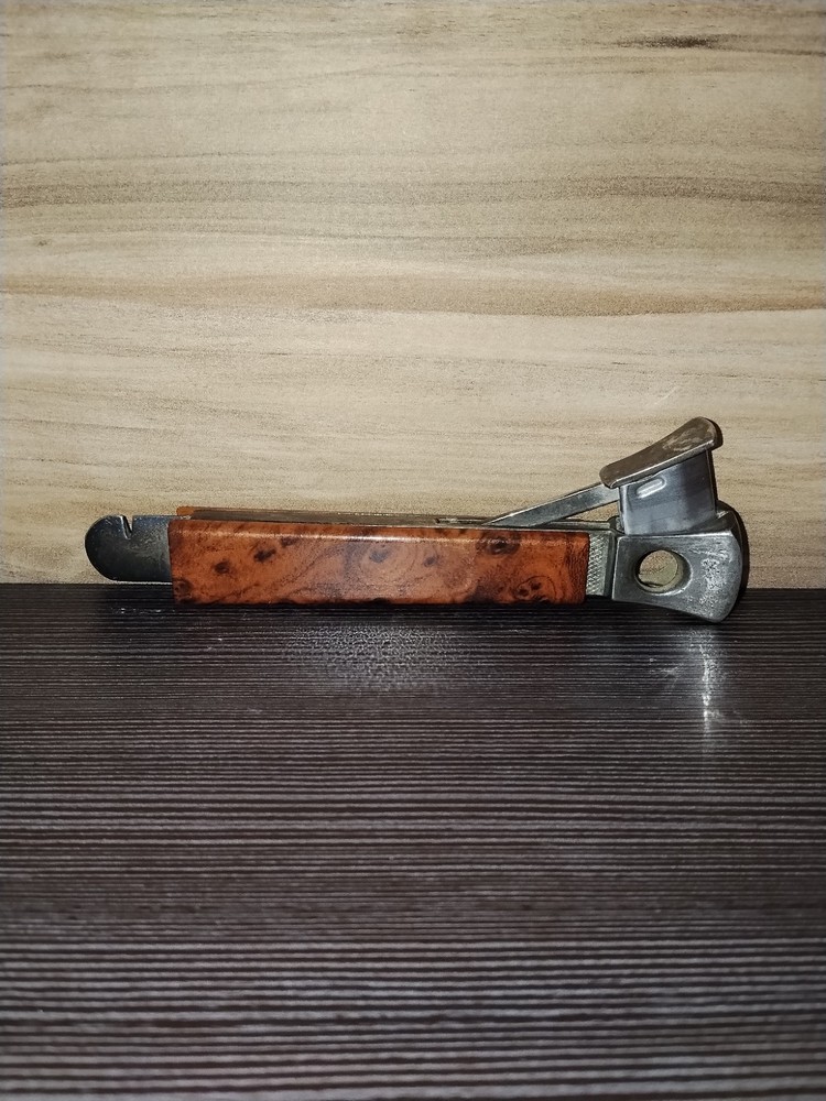 Root Color Cigar Cutter