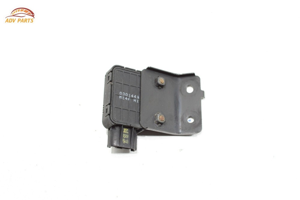 2017 - 2022 GENESIS G90 AMBIENT AIR QUALITY SENSOR & BRACKET OEM