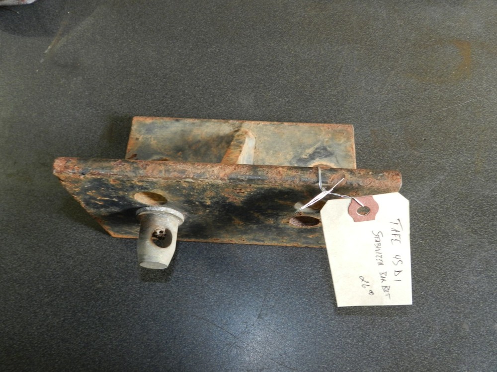 TAFE 45DI Tractor Stabilizer Bar Bracket