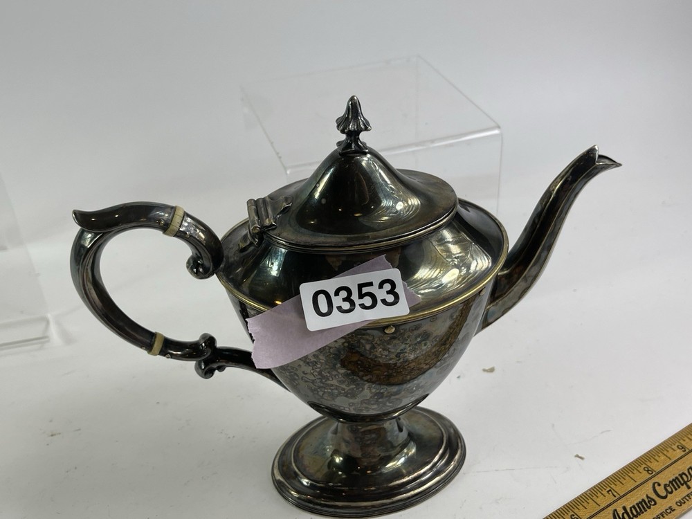 Vintage Pairpoint Silver Plate Coffee Tea Pot 8" Tall