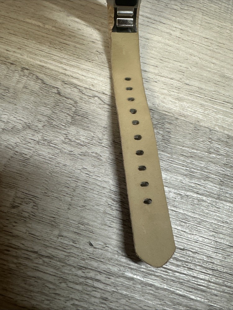 Fitbit FB408 Activity Tracker Silver Genuine Leather Band No Charger Untested