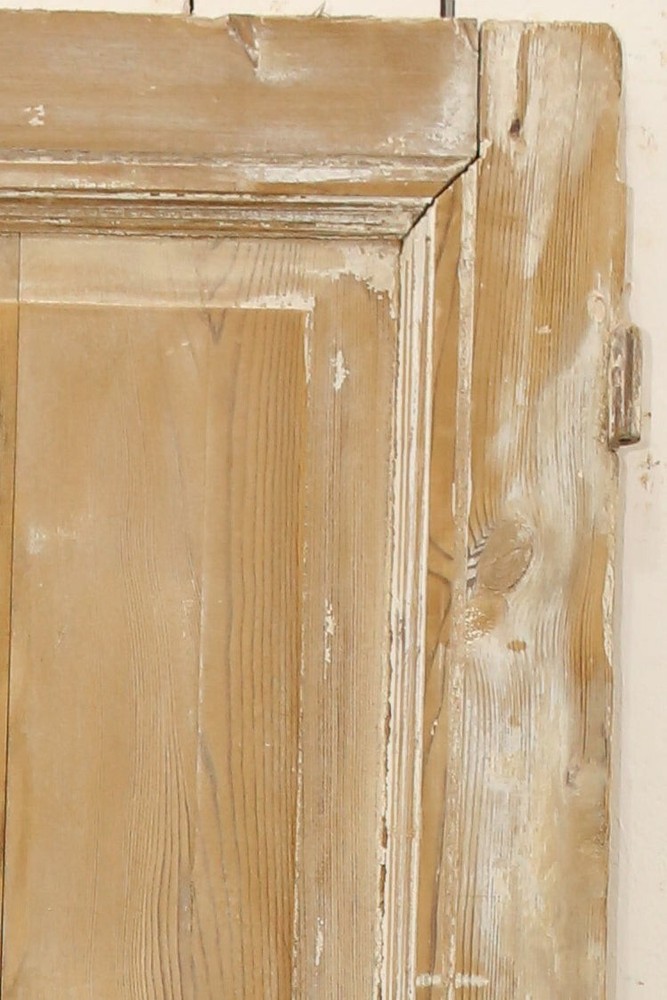 VINTAGE SINGLE DOOR A31