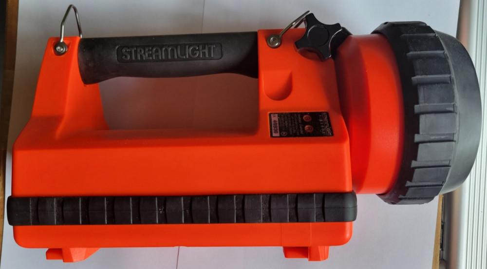 Streamlight Firebox Flashlight. (NO CHARGER). USED.